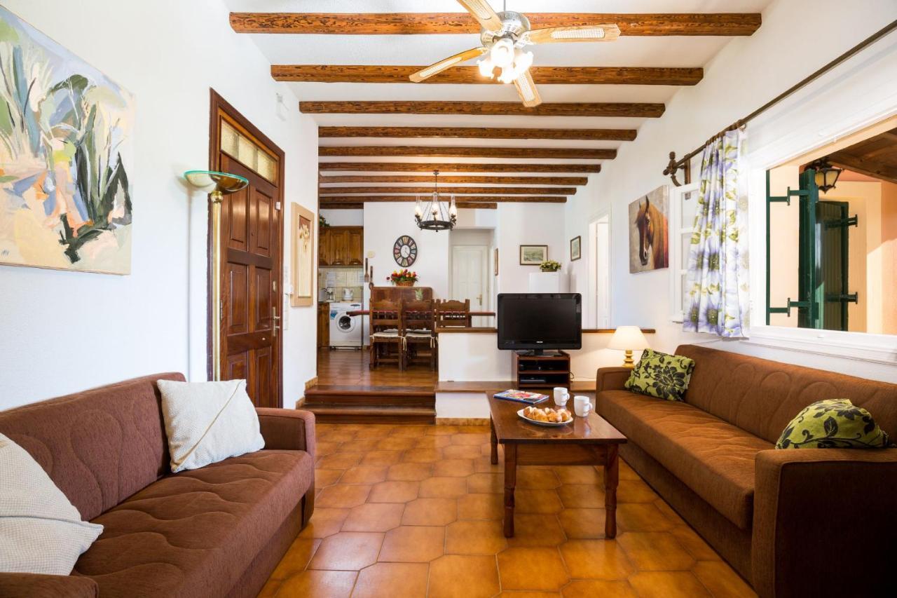 Villa Angelos Acharavi  Exterior photo