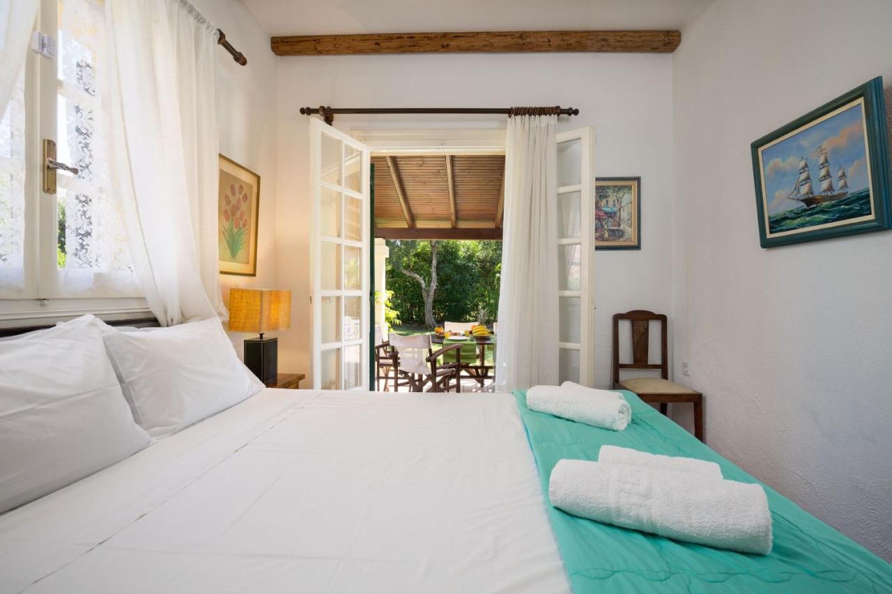 Villa Angelos Acharavi  Exterior photo